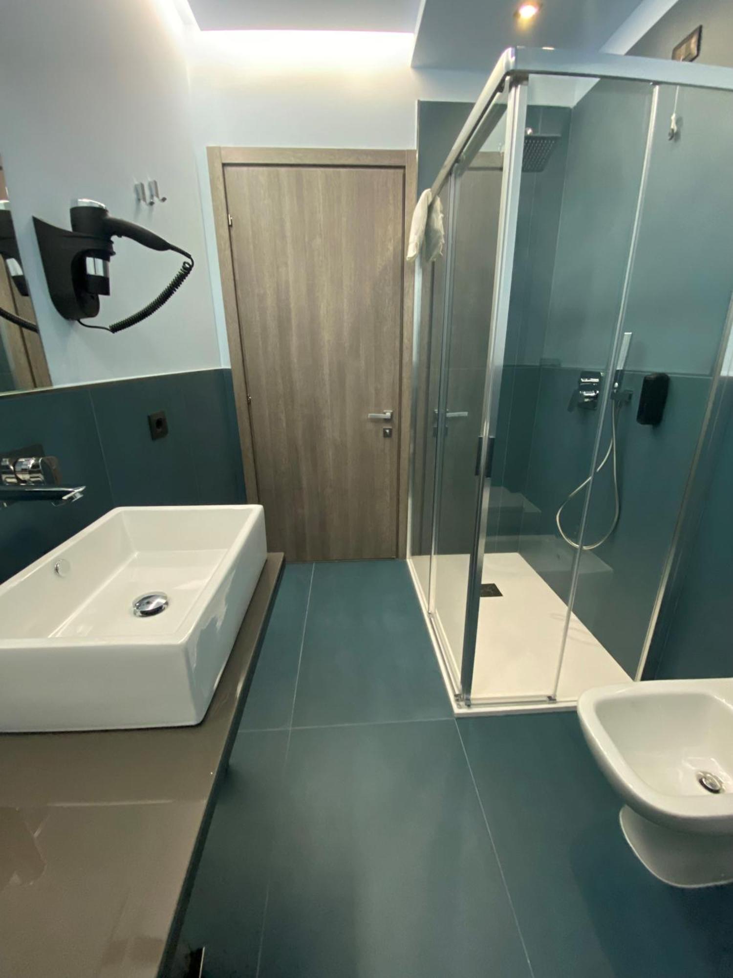 Hotel Vita 萨罗 外观 照片