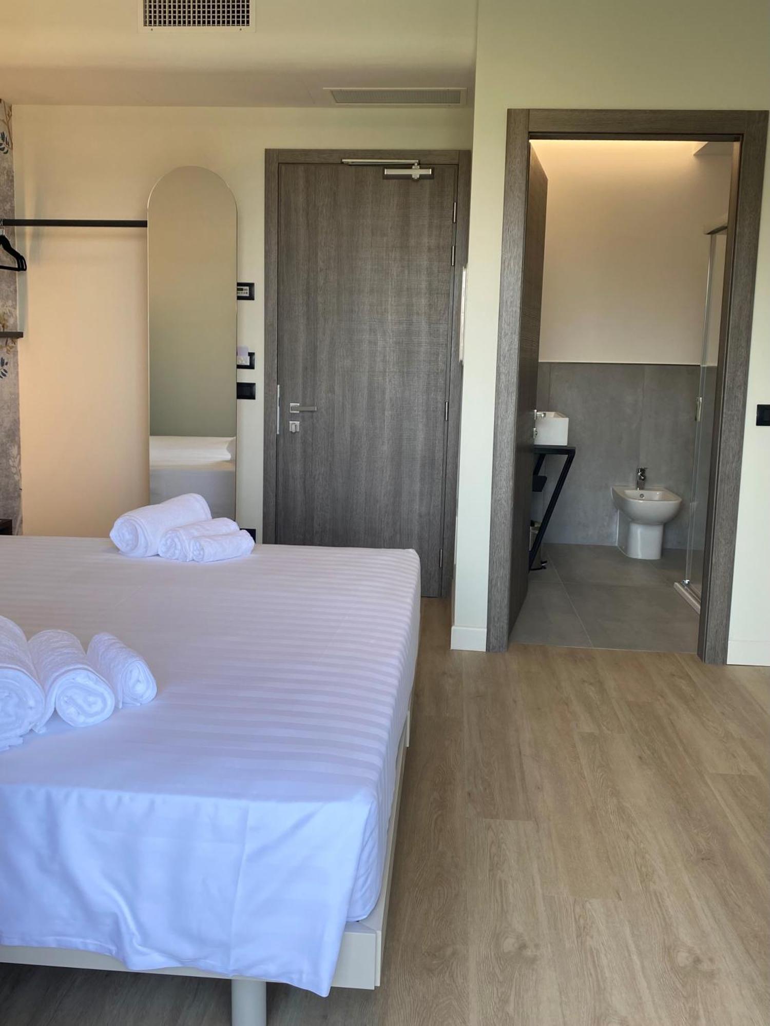 Hotel Vita 萨罗 外观 照片