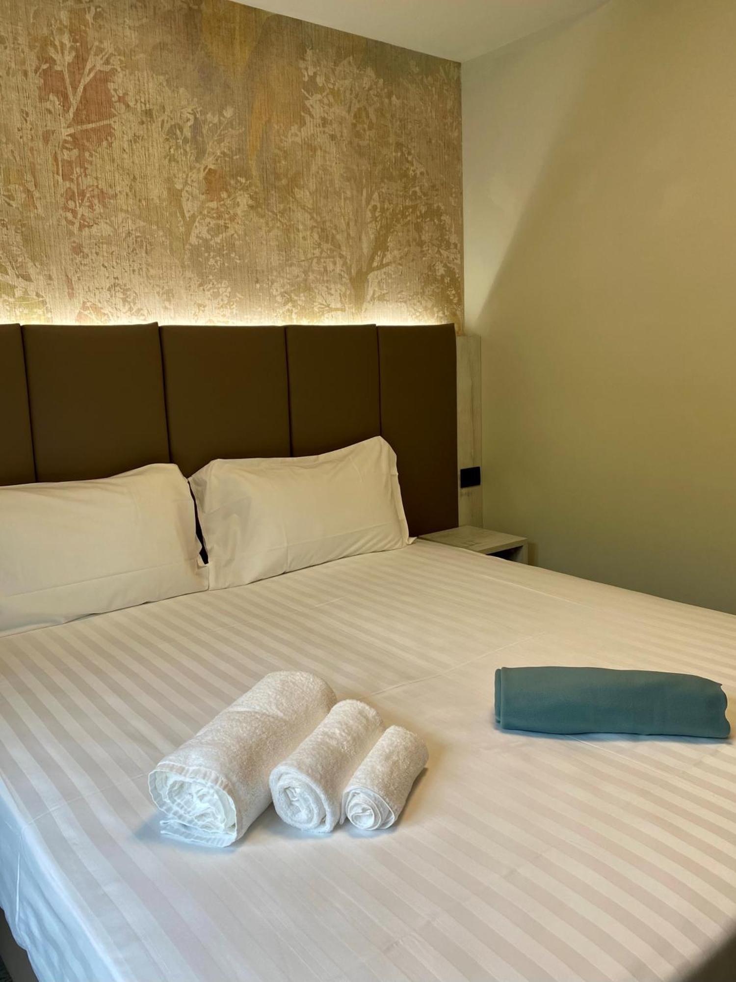 Hotel Vita 萨罗 外观 照片