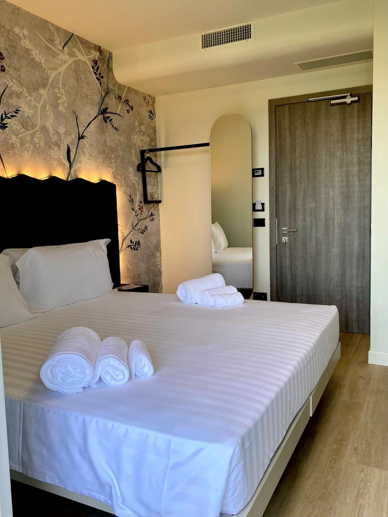 Hotel Vita 萨罗 外观 照片