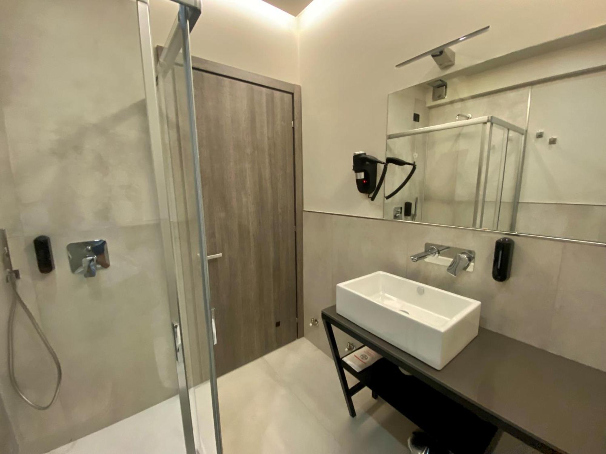 Hotel Vita 萨罗 外观 照片
