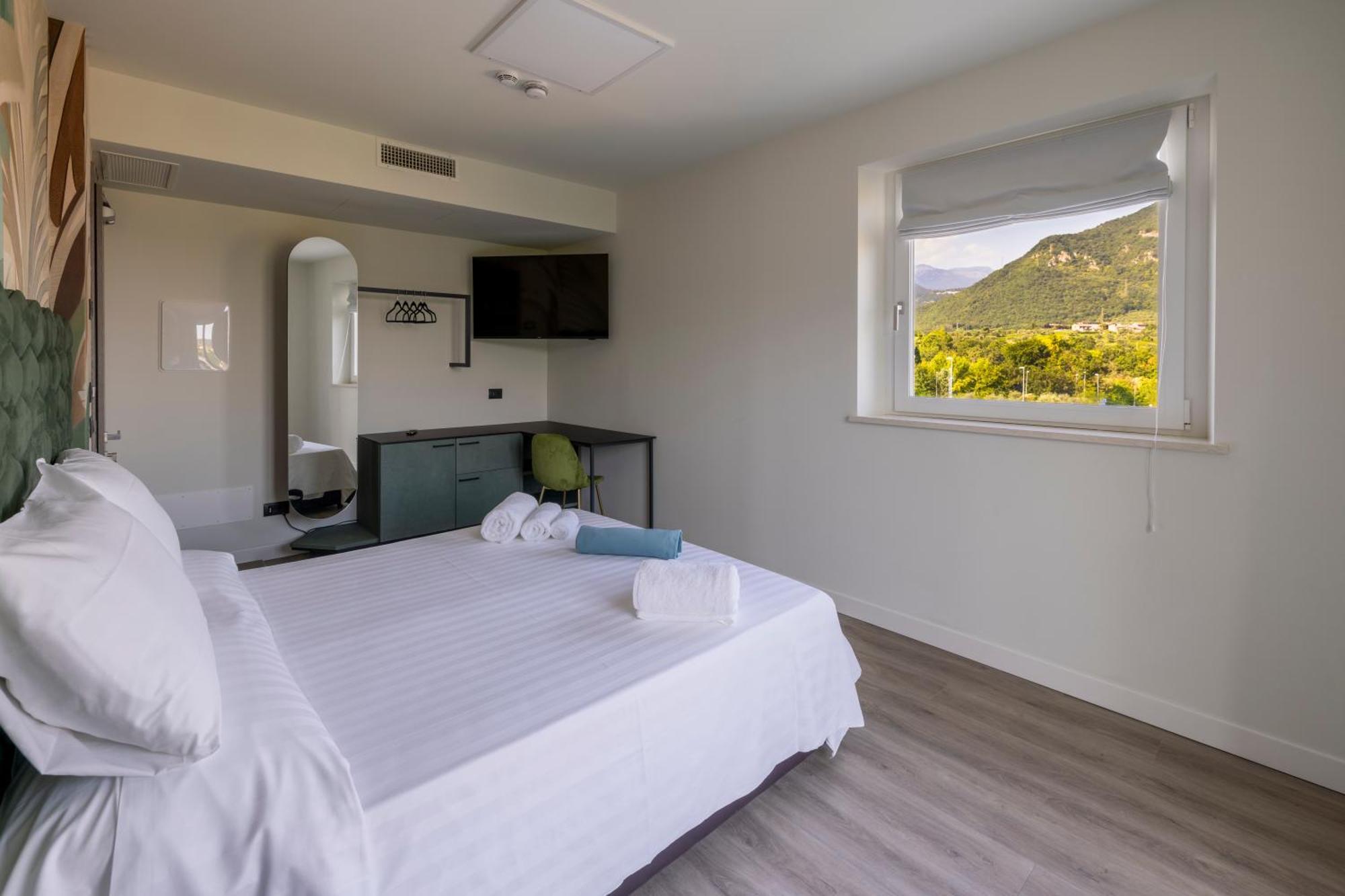 Hotel Vita 萨罗 外观 照片
