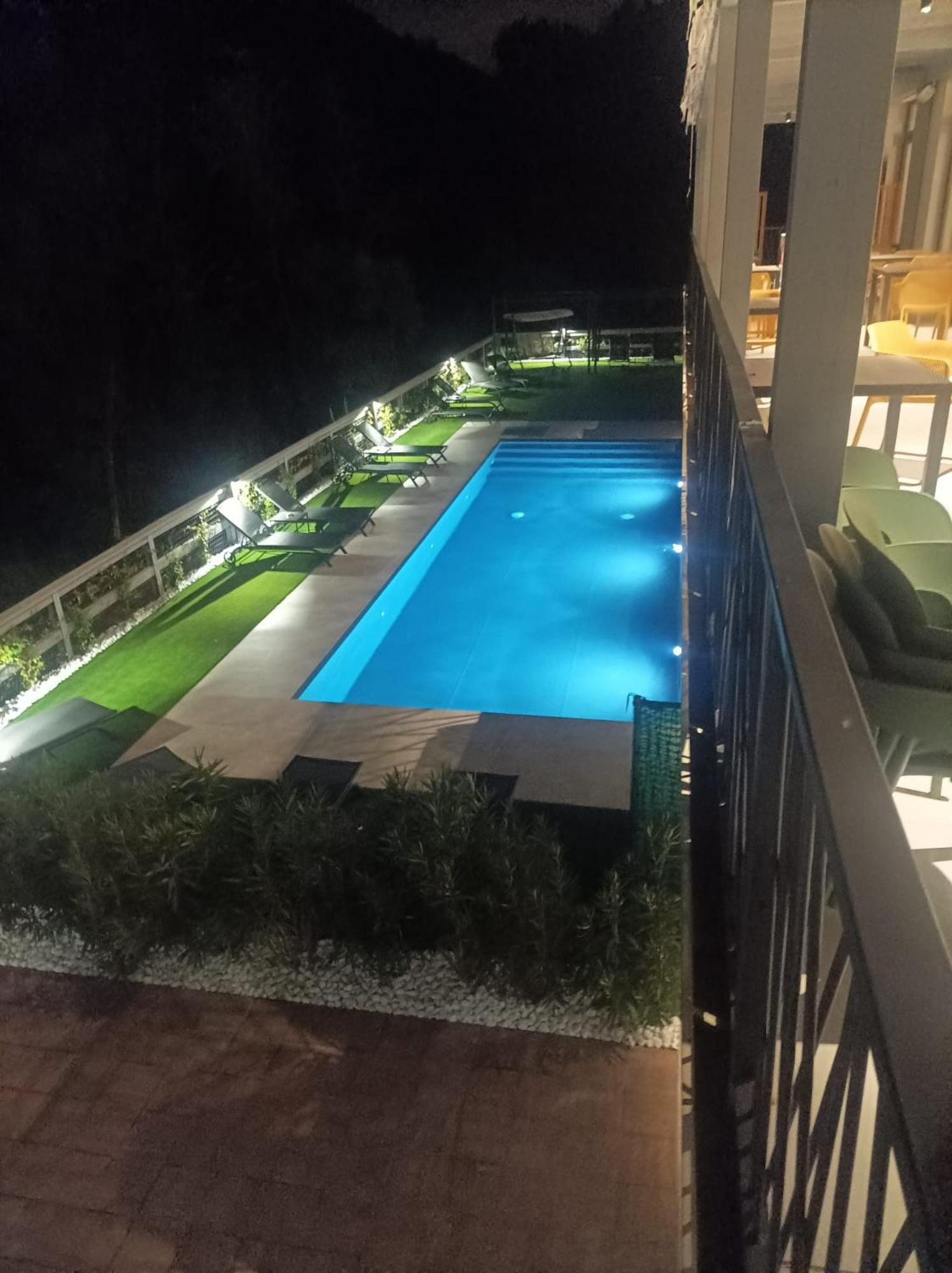 Hotel Vita 萨罗 外观 照片